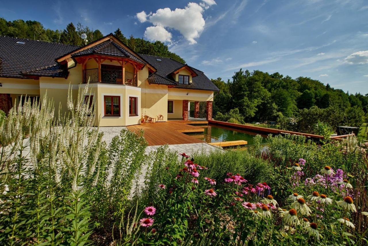 Vila Stary Mlyn Prosec pod Jestedem Buitenkant foto